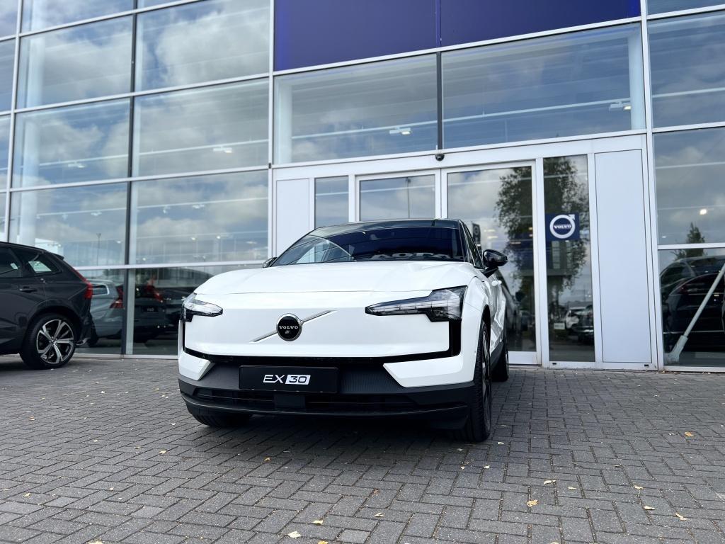 Volvo Ex30 extended range ultra| panodak| adap.cruise| 360camera| 20''lm