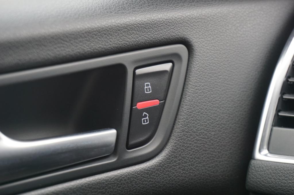 Audi Q5 2.0 tfsi quattro pro line plus automaat - climate / navi / cruise /