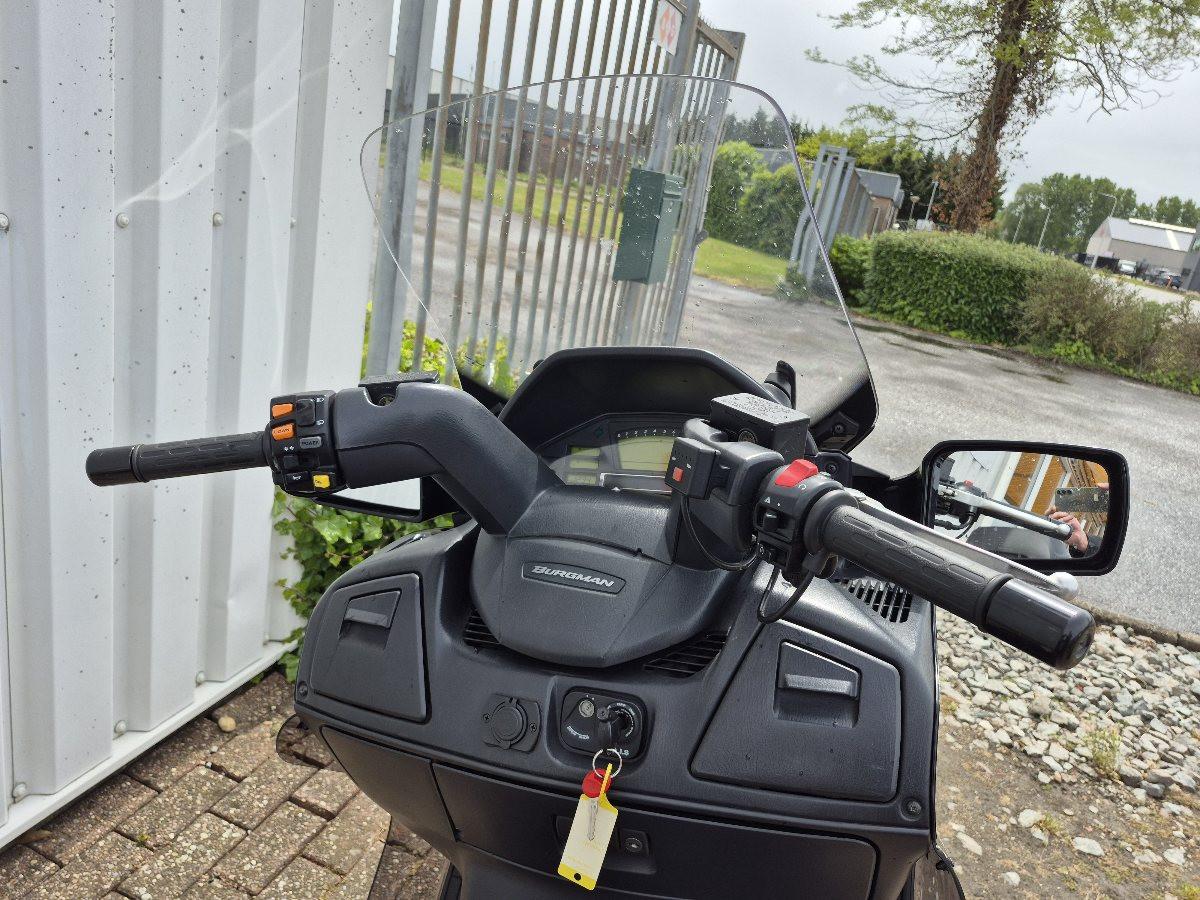 Suzuki Burgman 650 uit 2009