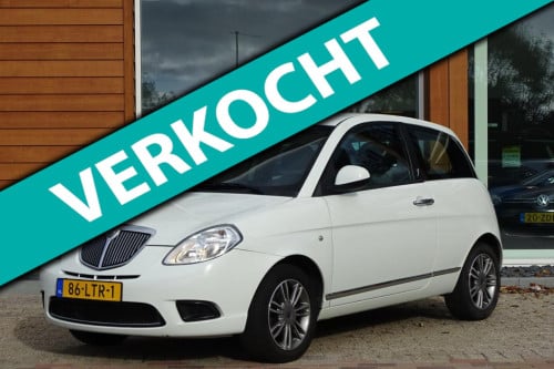 Lancia Y(psilon) 1.2 argento 60-pk 3-drs