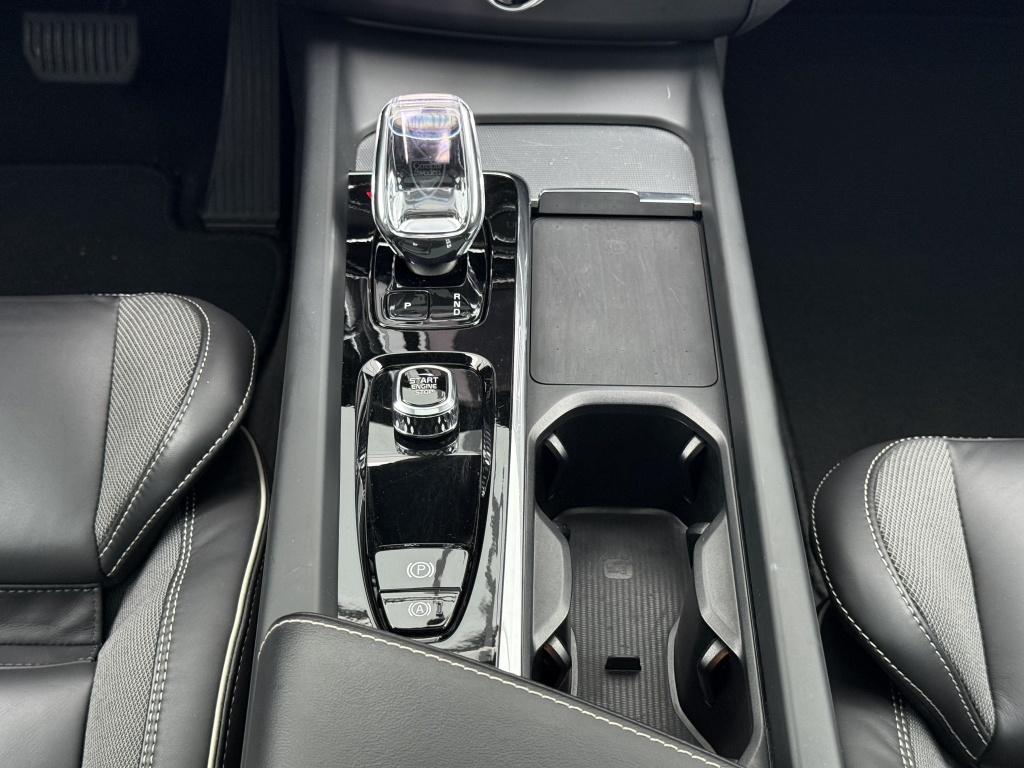 Volvo XC60 t6 398pk recharge black edition| panodak| 360camera| adap.cruise