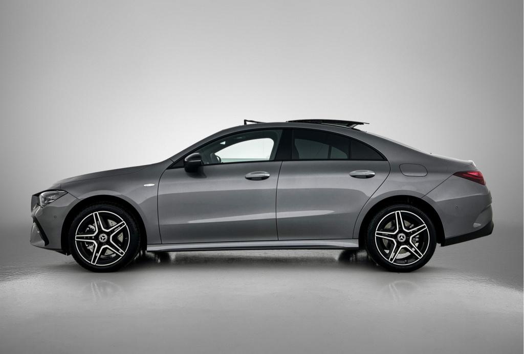 Mercedes-Benz Cla 250 e business solution amg | nightpakket | smartphone in