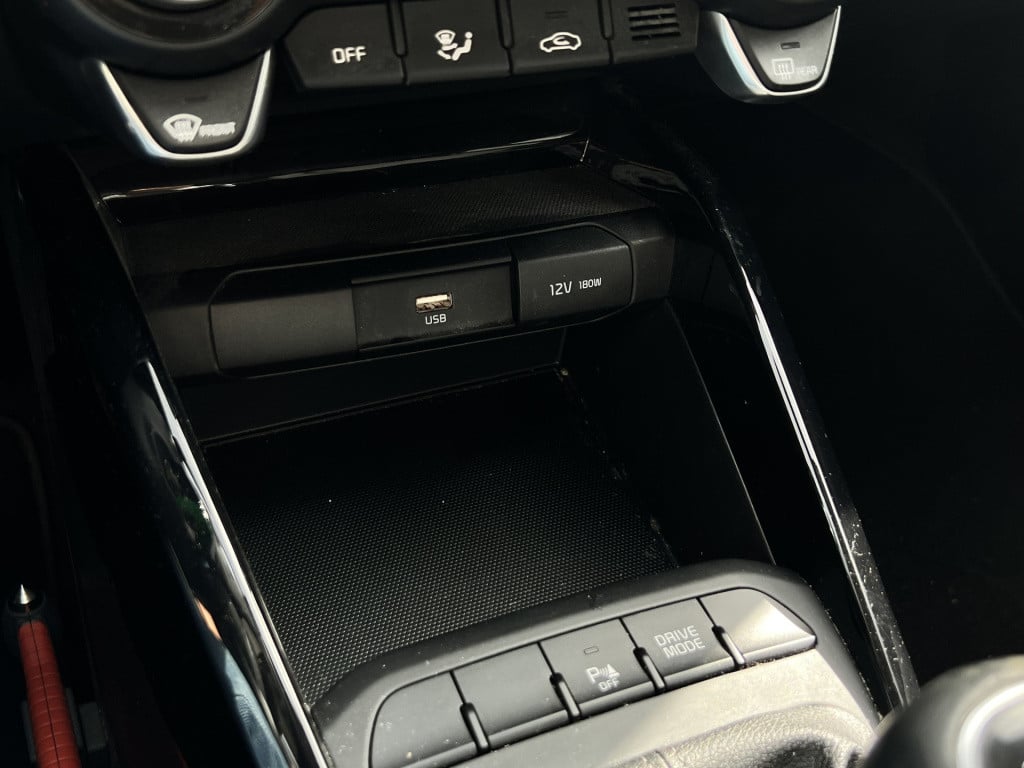 Kia Stonic 1.0 t-gdi mhev dynamicline | apple/ android carplay | camera | t