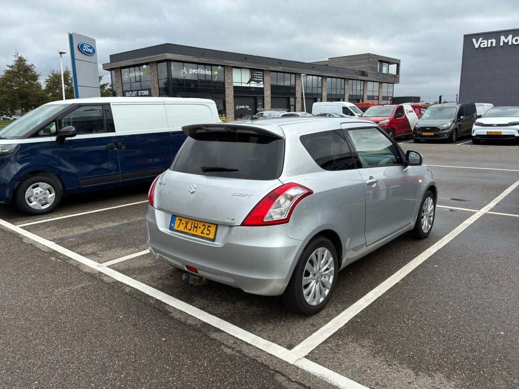 Suzuki Swift 1.2 bandit easss
