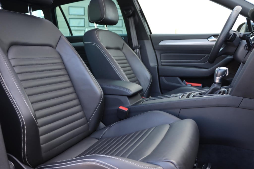 Volkswagen Passat variant 1.4 tsi phev gte business dsg 218pk