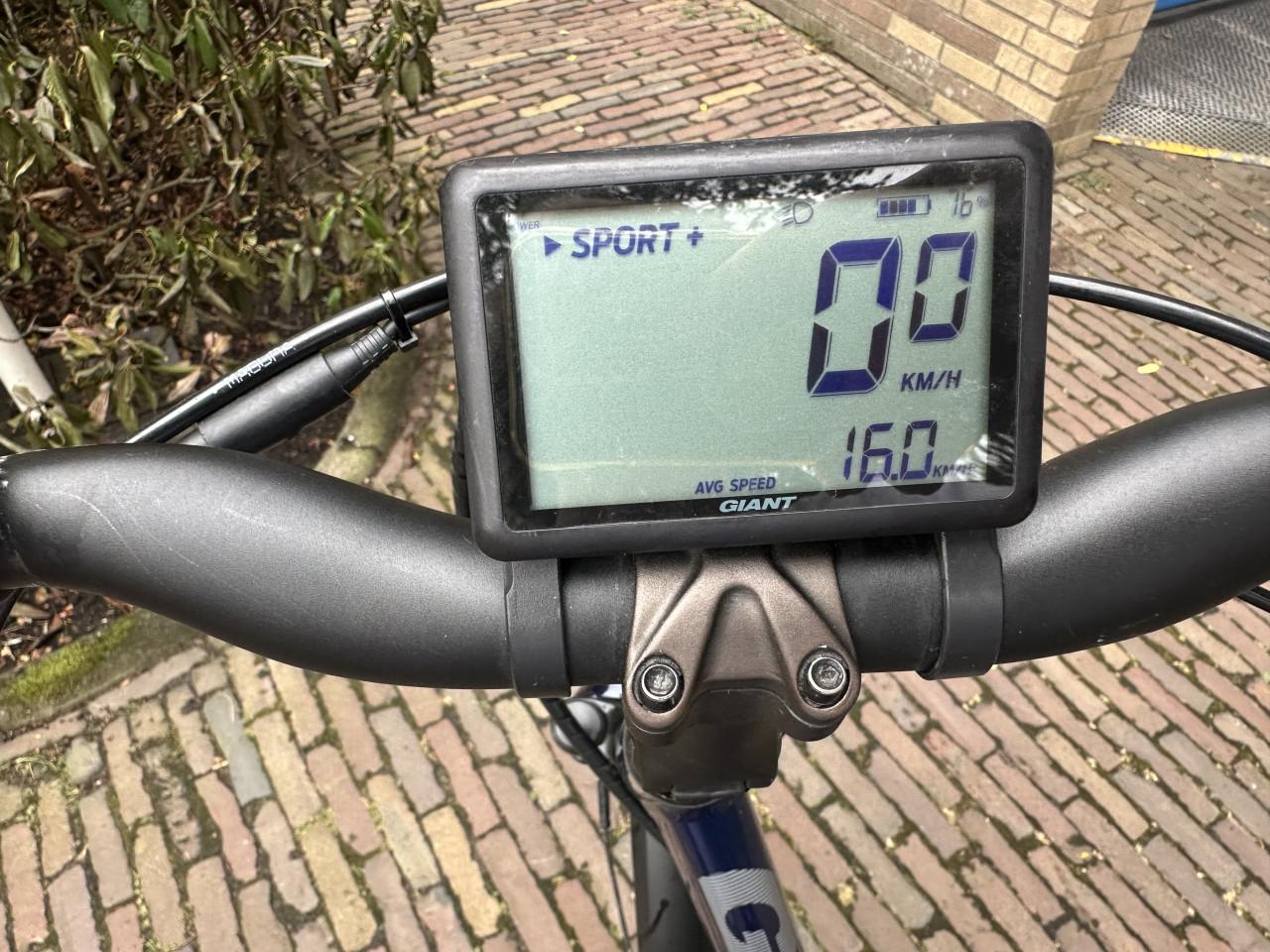 E bike Giant