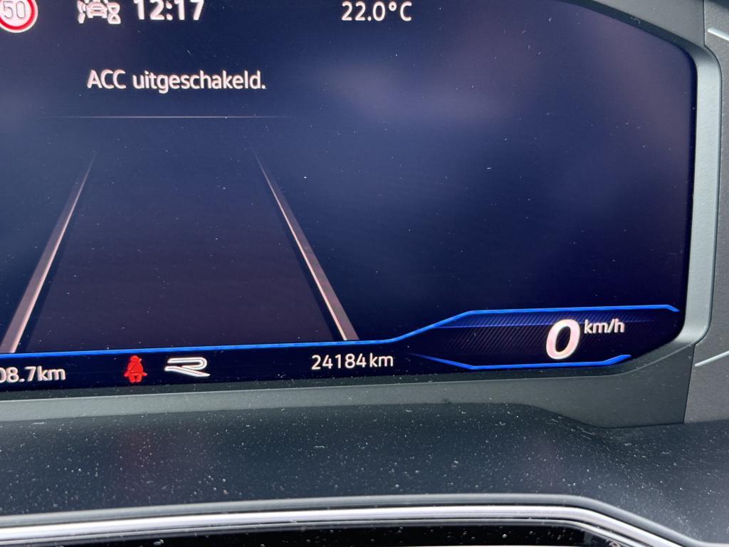 Volkswagen Taigo 1.0tsi 110pk dsg r-line | pano dak