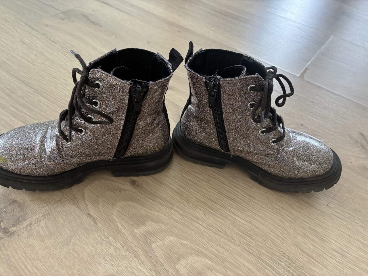 Schoenen maat 27