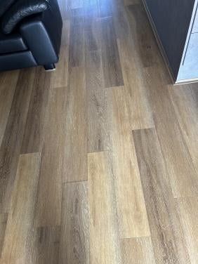 Pvc klikvloer ongeveer 40m2