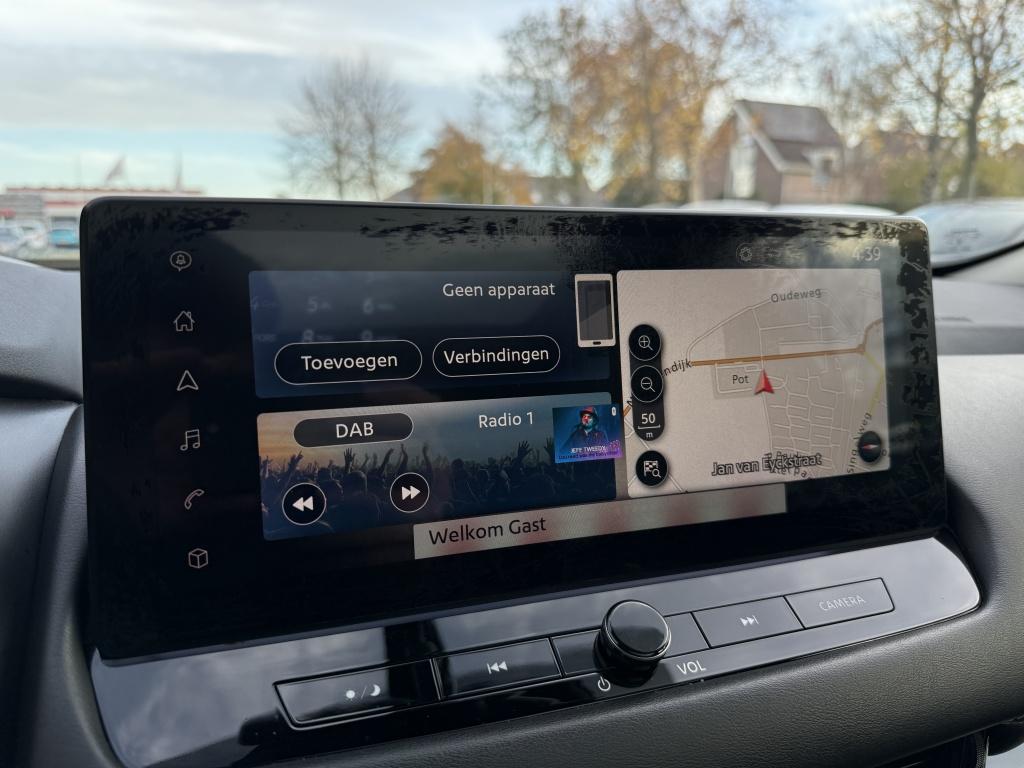 Nissan Qashqai 1.5 epower n-connecta // black editie //