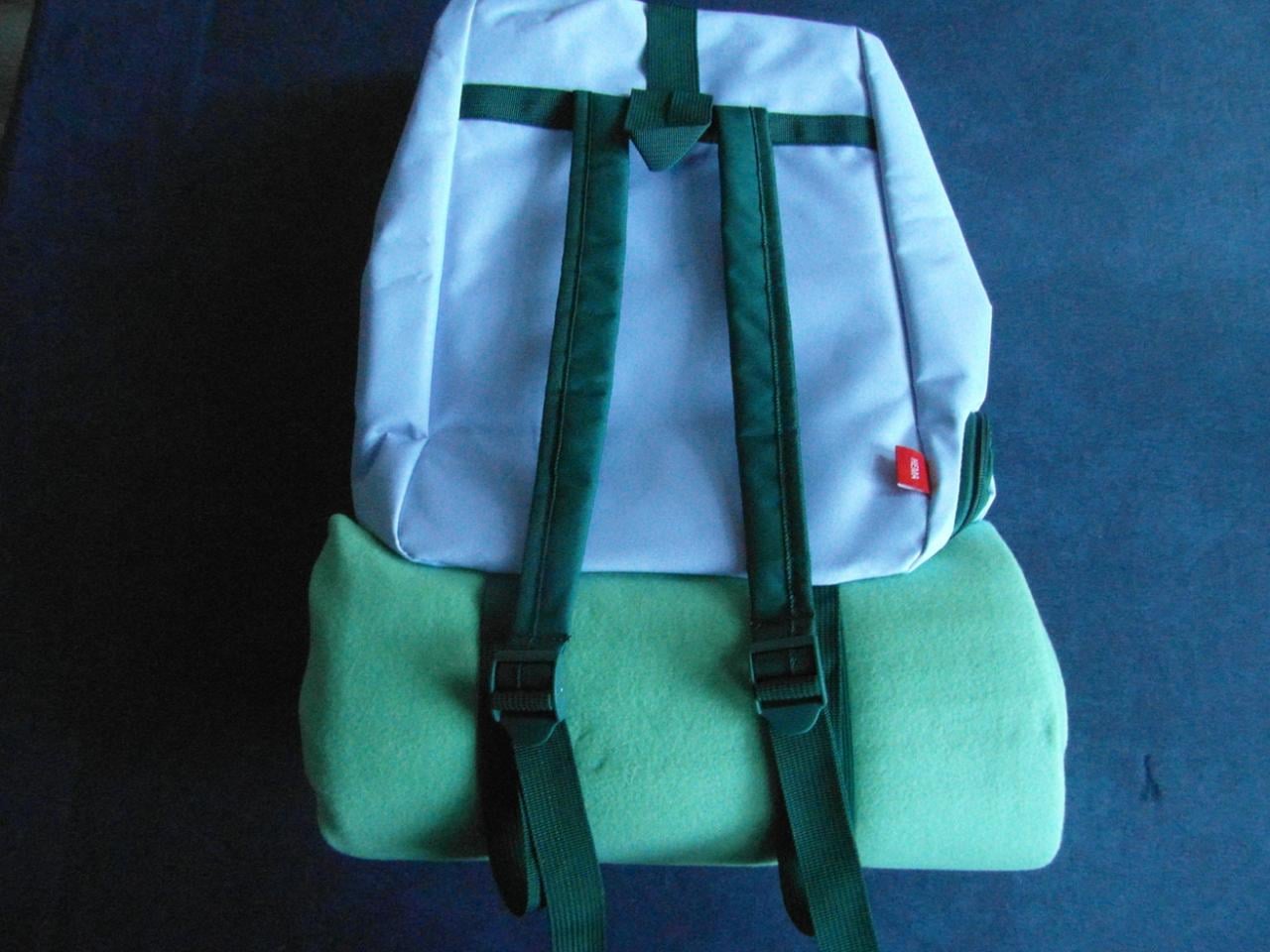 Nieuwe HEMA rugzak voor 2 personen.