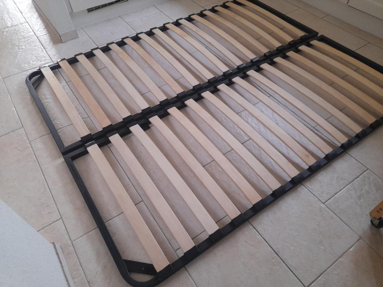 2 x 80 x 200 Lattenbodems (in goede staat)