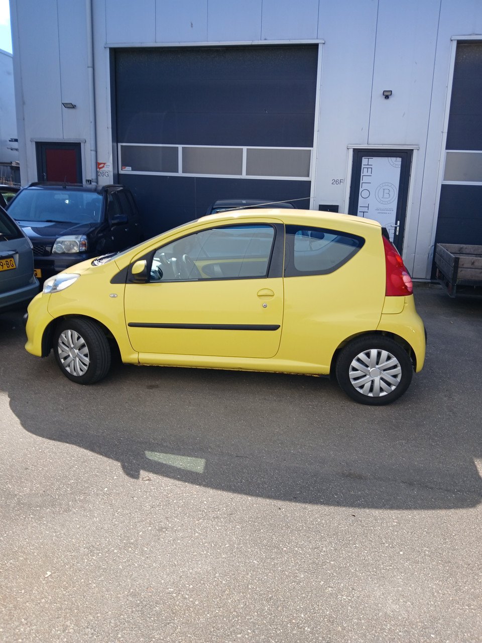 Peugeot 107-2011- km170234-Airco-stuurbekr.radio/cd - apk - 2200,=