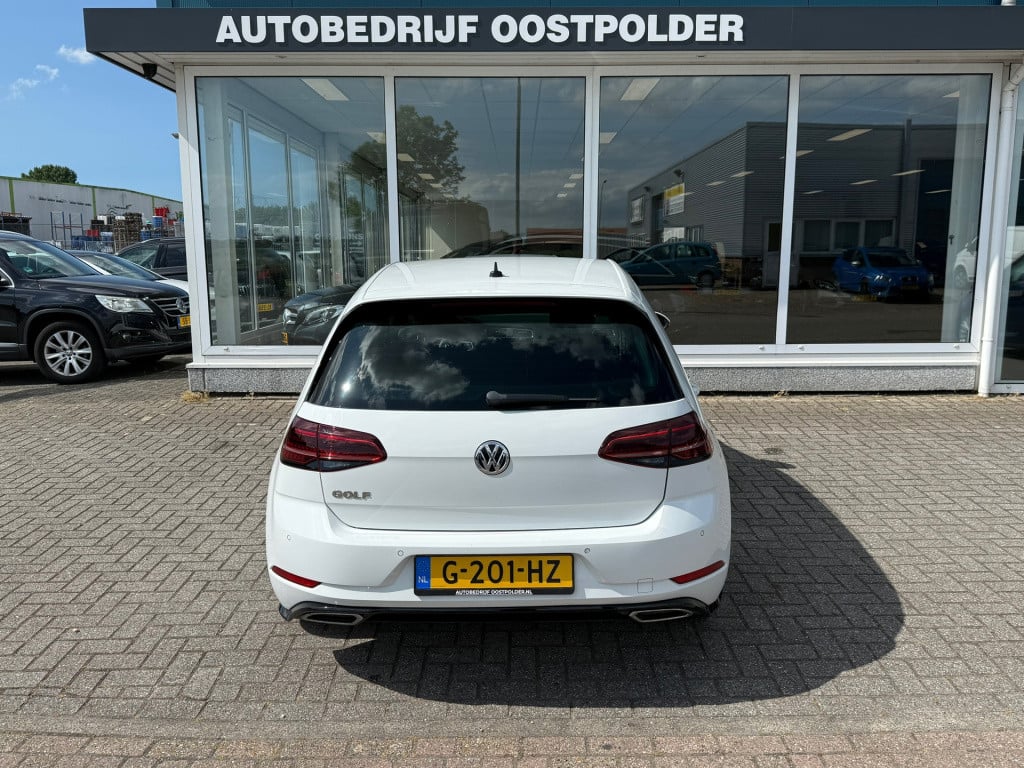 Volkswagen Golf 1.5 tsi highline business r