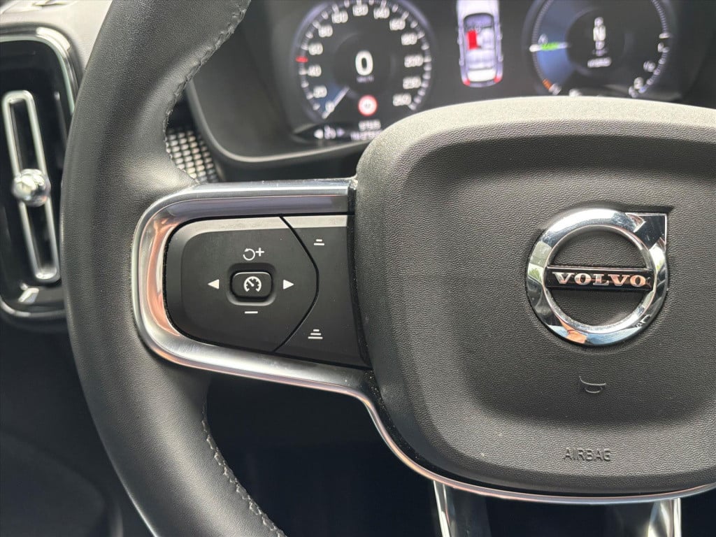 Volvo XC40 1.5 t4 211pk r-design|trekhaak|carplay|navi|21
