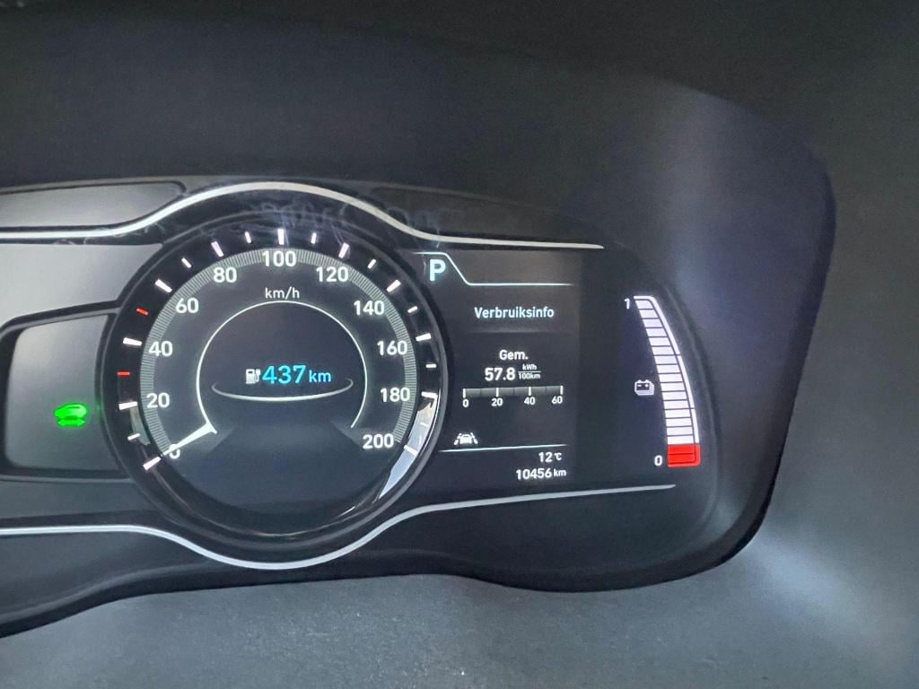 Hyundai Kona ev premium 64 kwh
