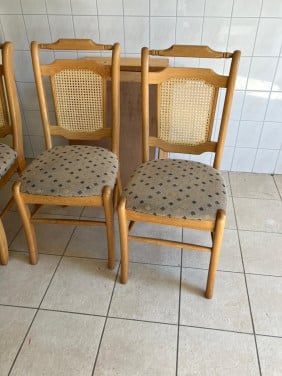 4 eetkamerstoelem