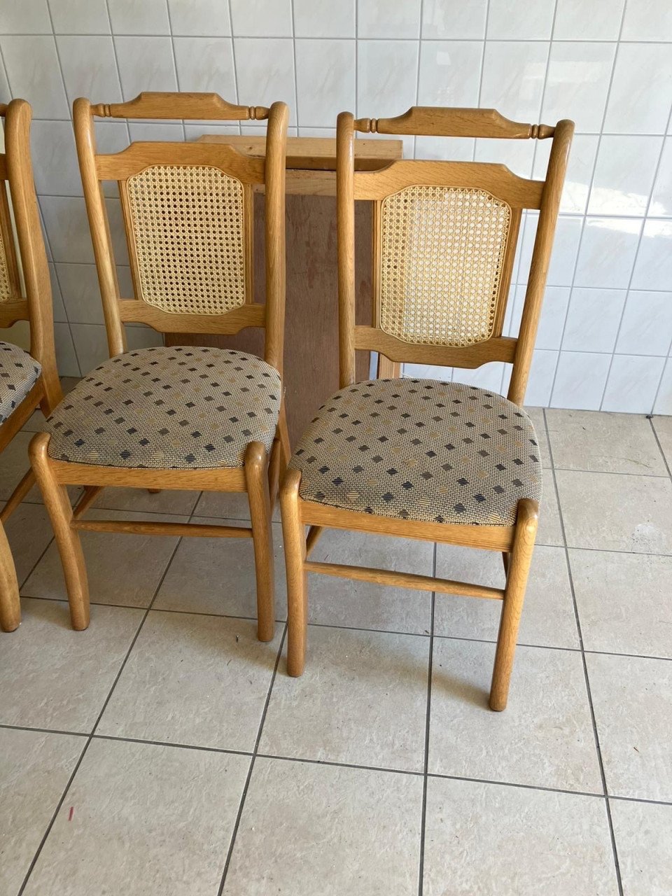 4 eetkamerstoelem