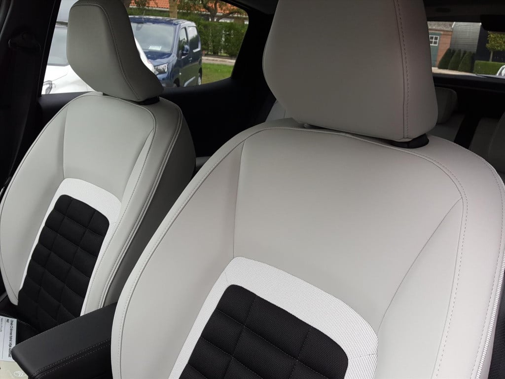 Citroen C3 Aircross hybrid 145pk e-dcs max navigatie | apple carplay & andr