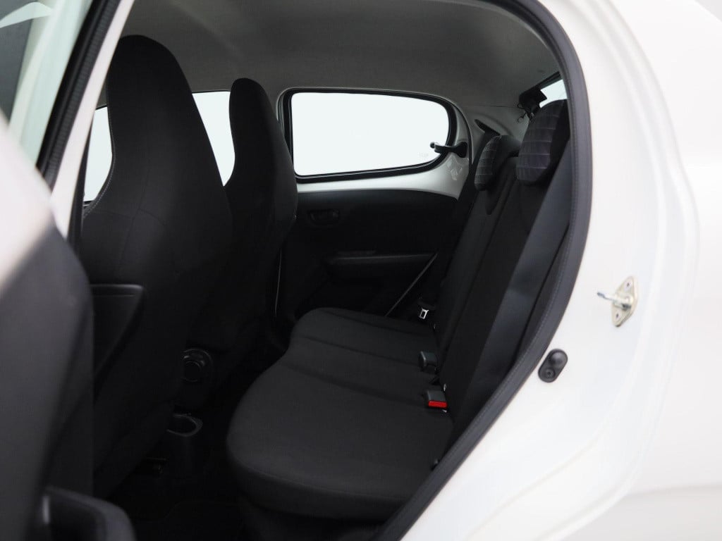 Peugeot 108 1.0 e-vti active | led dagrijverlichting | dab+ | bluetooth | s