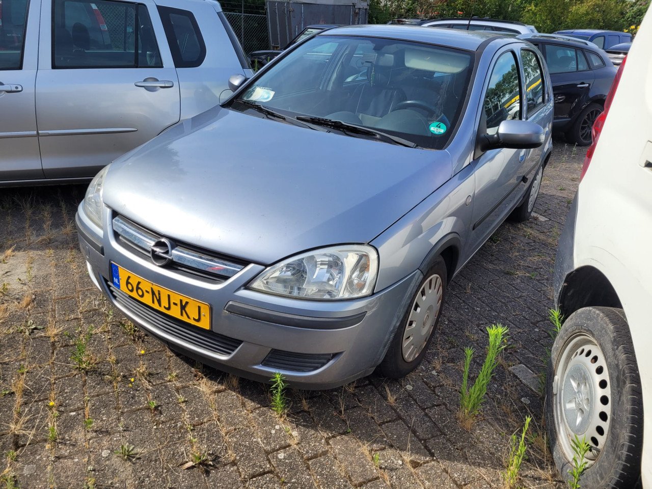 Opel Corsa 1.2-16V Apk 15-7-2026