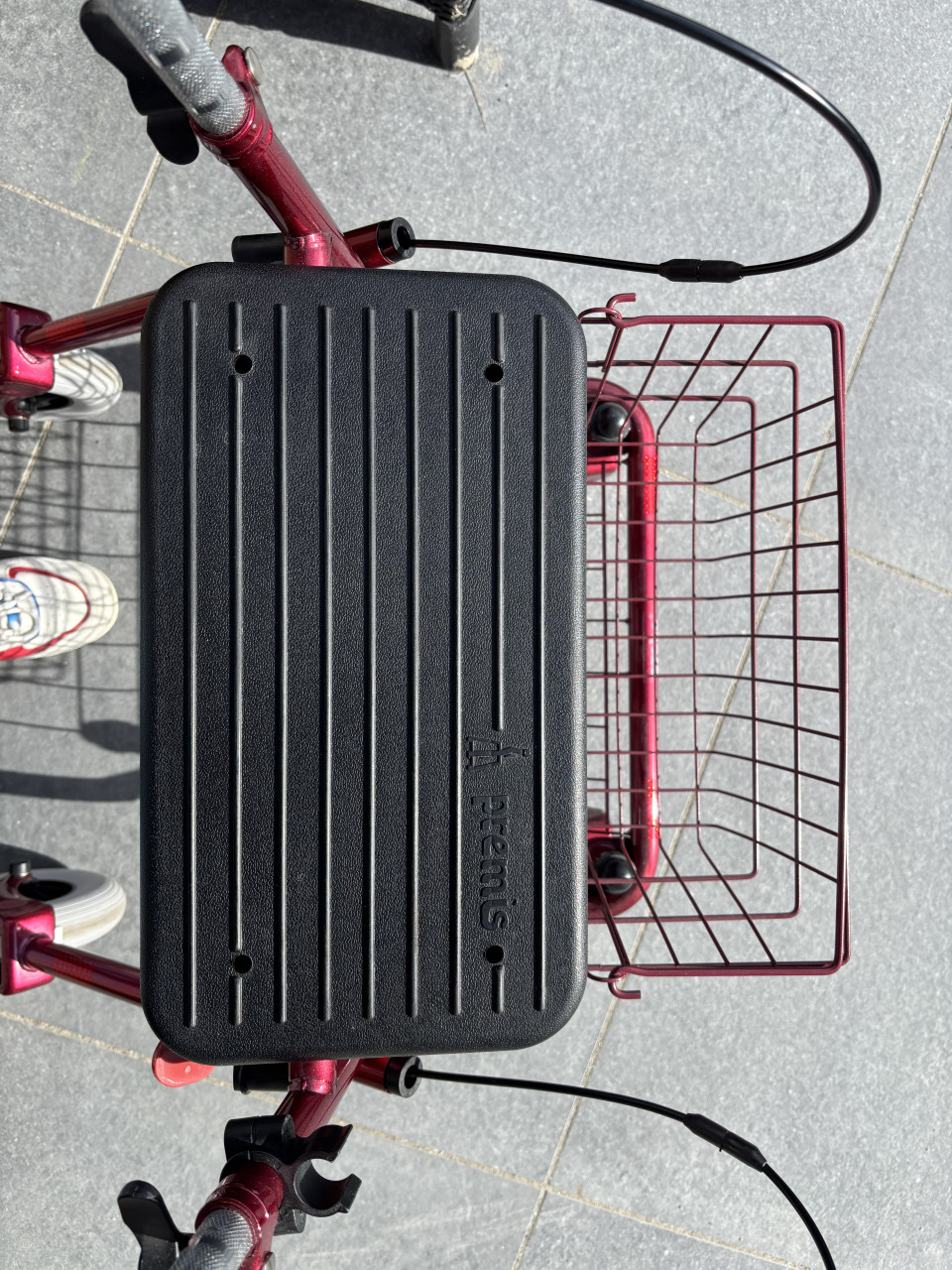 Premis Provo rollator rood (aubergine)