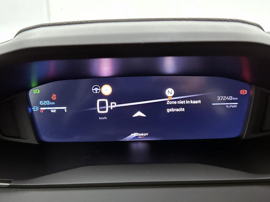 Peugeot 208 1.2 hybrid 110 e-dcs6 allure | rijklaar | 3d cockpit | camera a