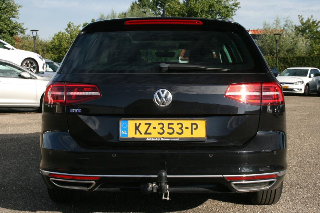 Volkswagen Passat variant 1.4 tsi gte connected series plus