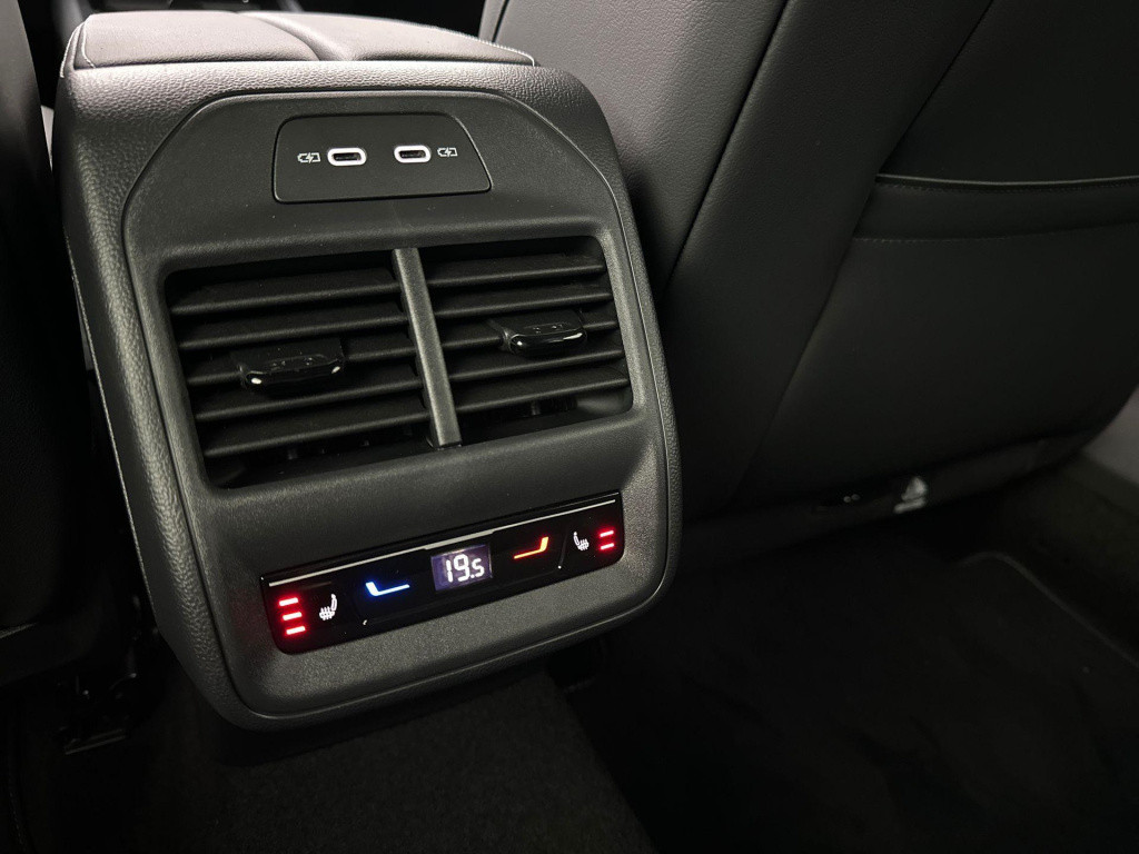 Volkswagen Passat variant r-line-edition 1.5 ehybrid 200 kw / 272 pk varian