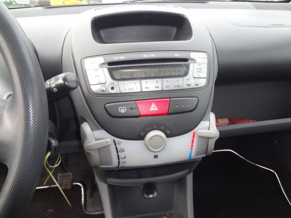 Peugeot 107 1.0-12v xs