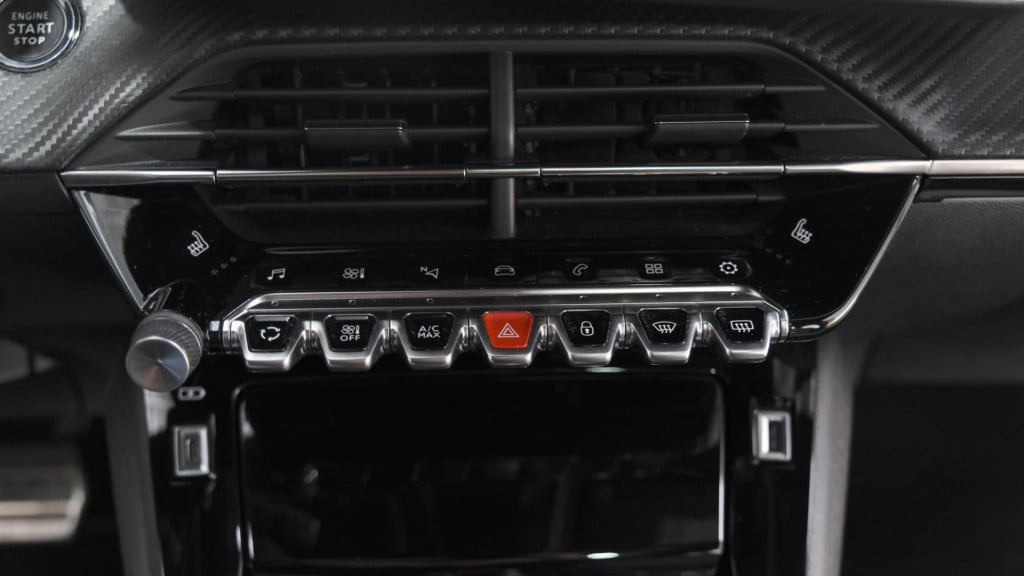 Peugeot 208 puretech 100 eat8 gt-line | trekhaak | adaptieve cruise control