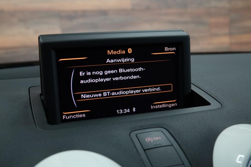 Audi A1 1.4 tfsi | stoelverw. | automaat | 18" | pdc |