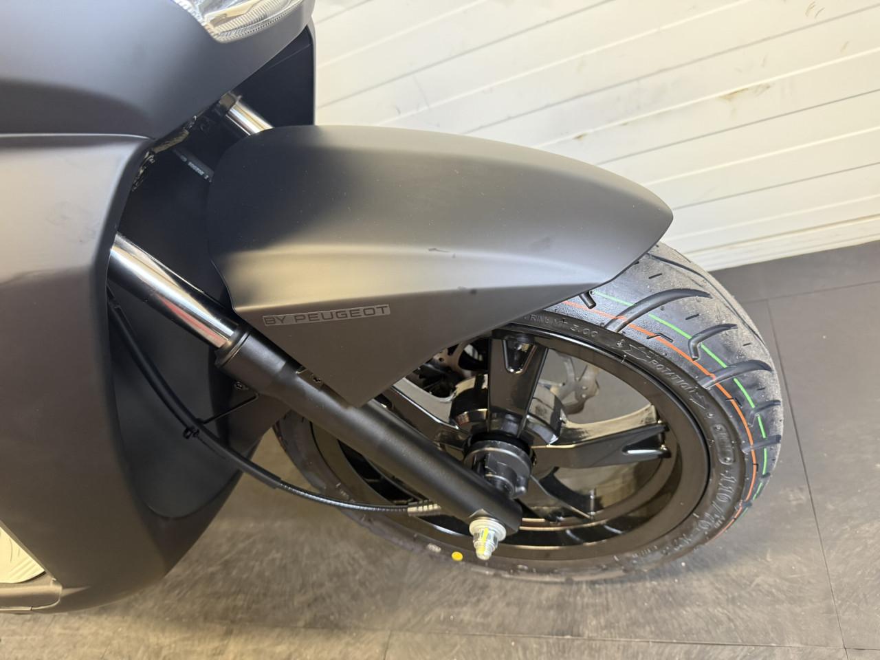 Peugeot Kisbee Black edition, nu weer uit voorraad leverbaar!