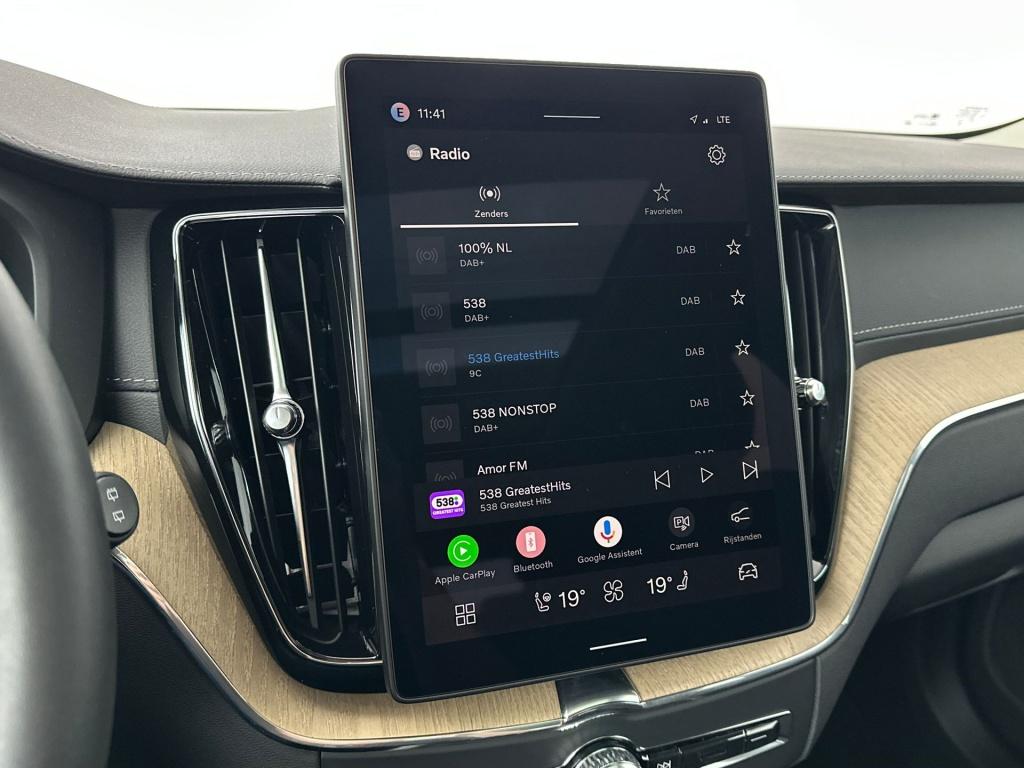 Volvo XC60 t6 398pk recharge ultra dark| full options!!!!!