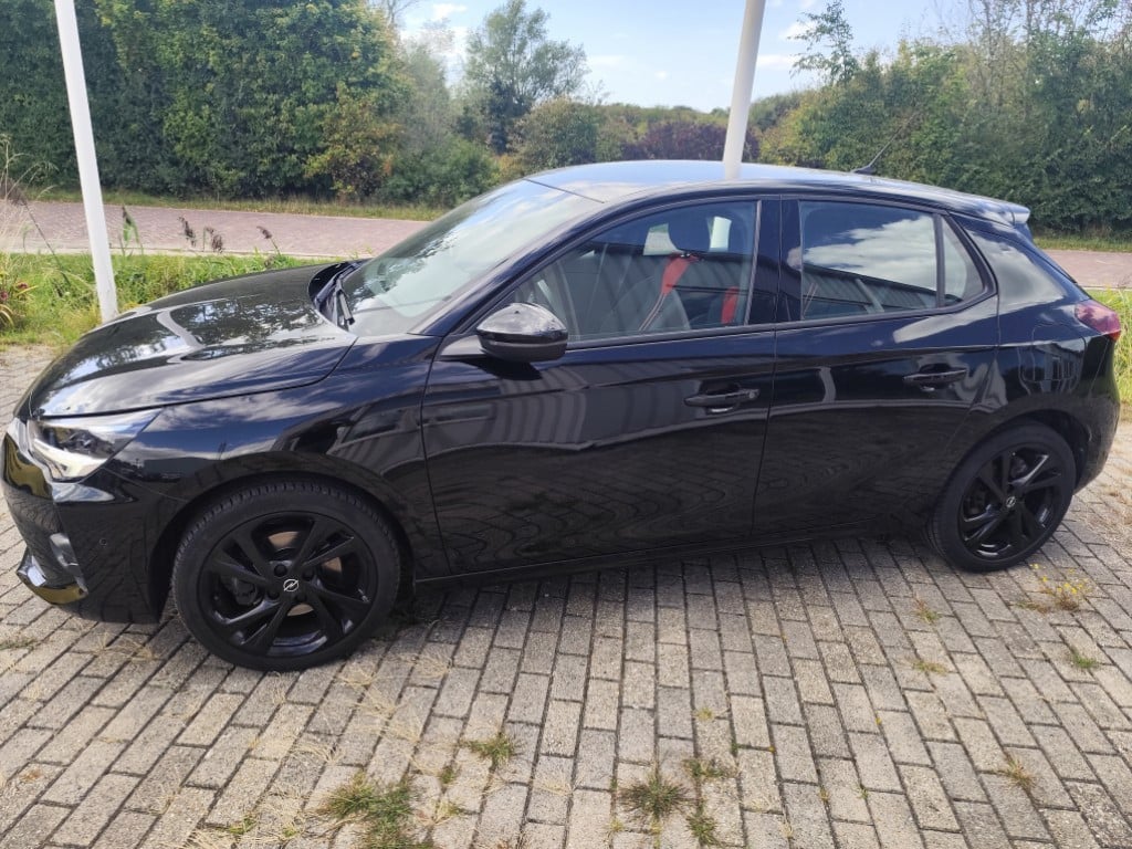 Opel Corsa 1.2 gs line
