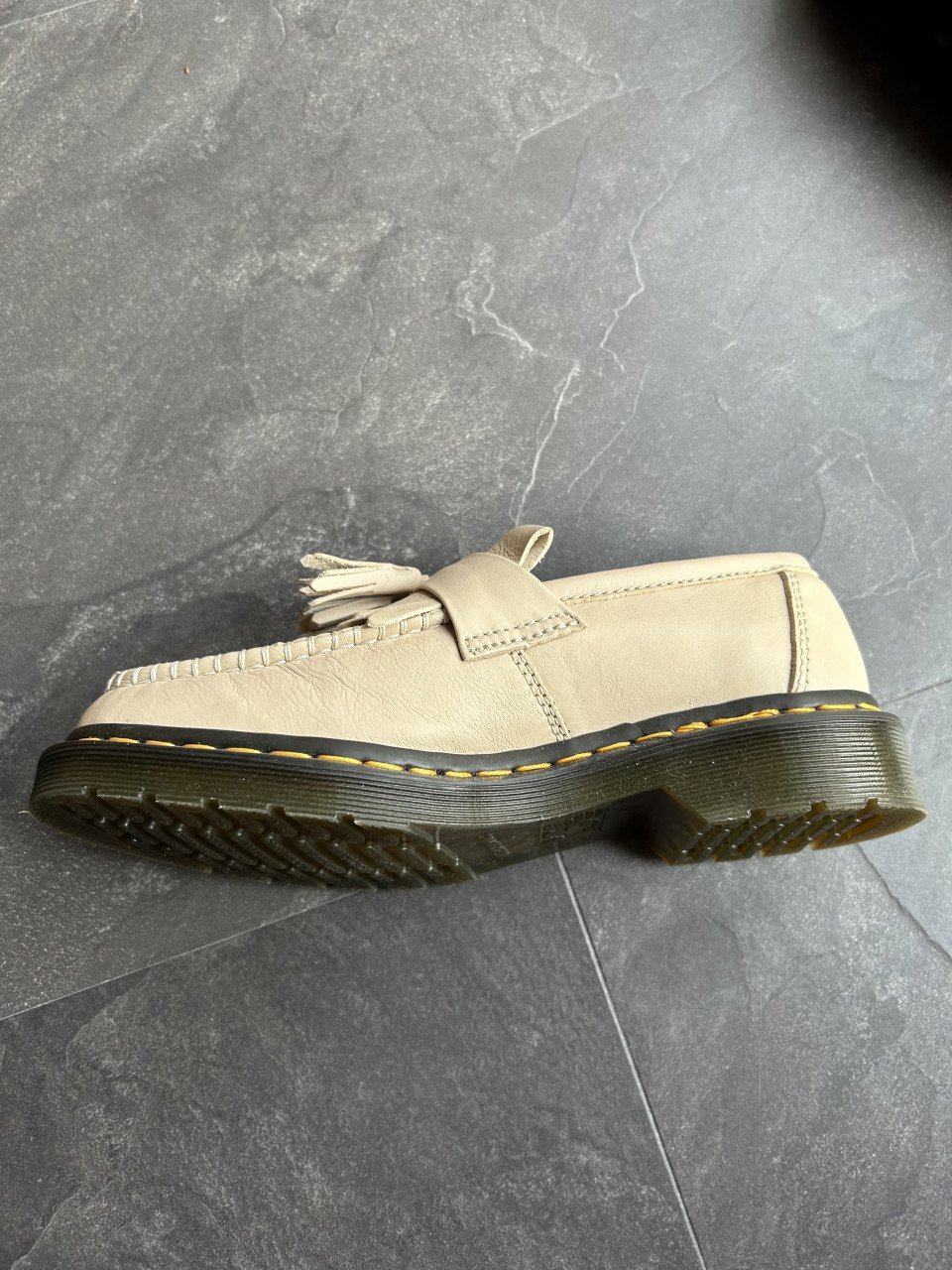 Diverse schoenen, enkellaarsjes Dr Martens, Panama Jack en Gabor maat 39