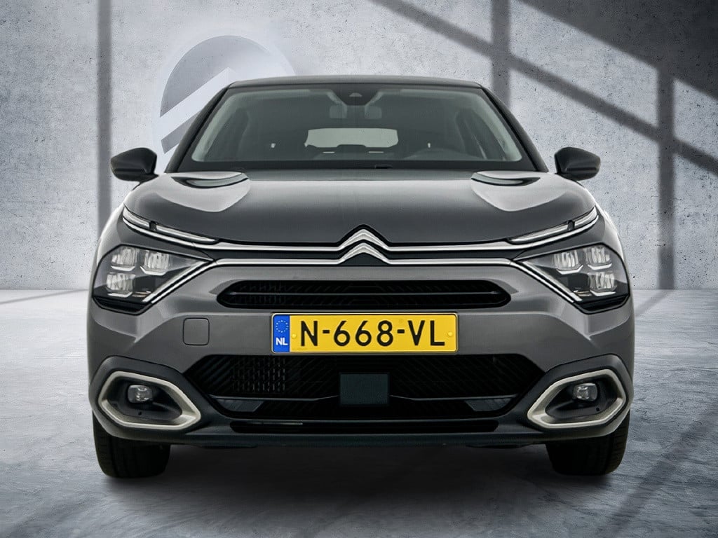 Citroen C4 130 pk feel pack | rijklaar | trekhaak | winter pack