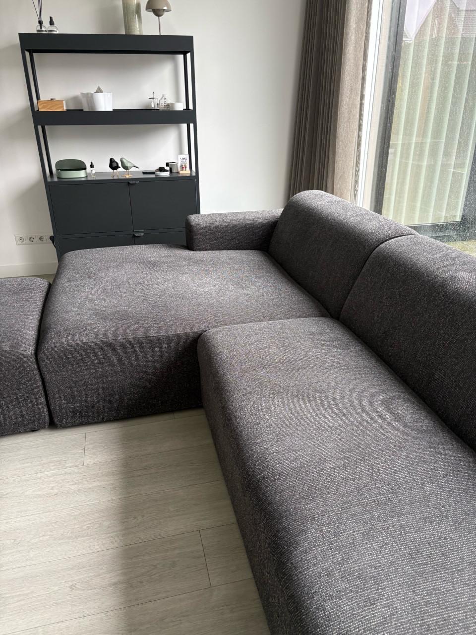 By Sidde Moa modulaire bank donkergrijs in zeer nette staat