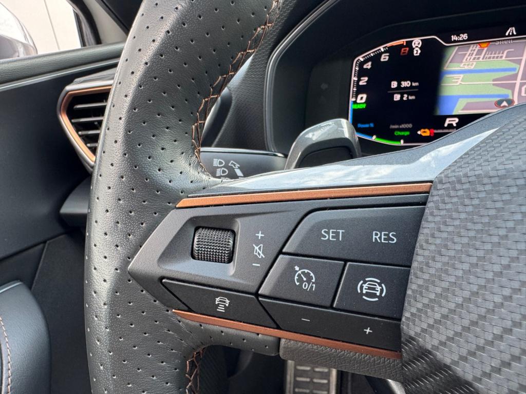 Cupra Leon Sportstourer 1.4 e-hybrid vz copper edition * full link * camera