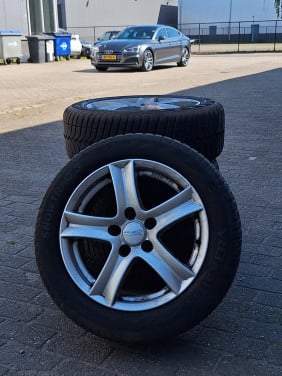 Winterbanden met aluminium velg