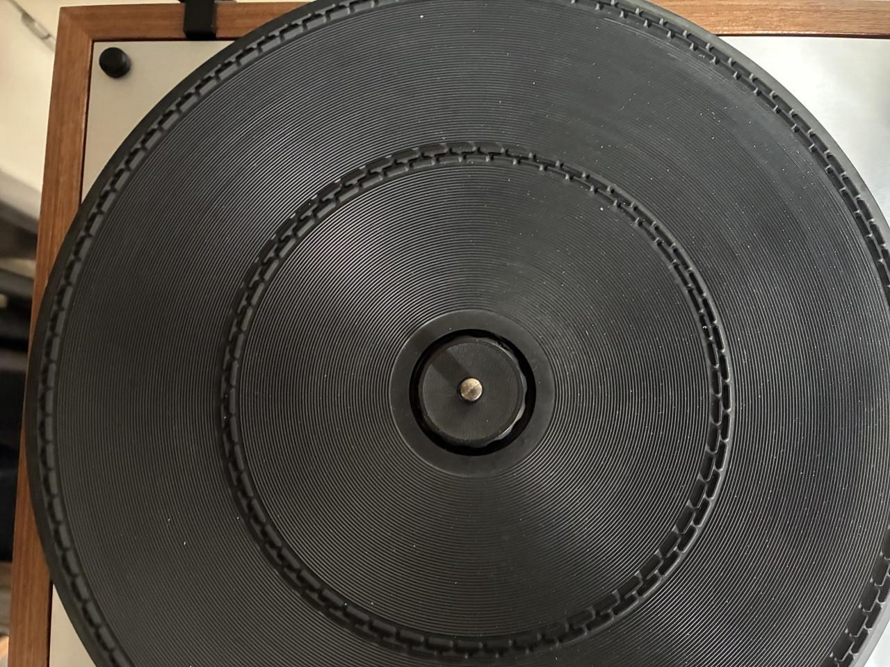Thorens TD 166 mk 2 platenspeler.