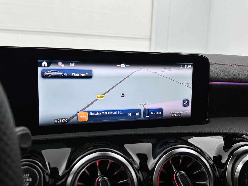 Mercedes-Benz Cla 250 e business solution amg | nightpakket | smartphone in