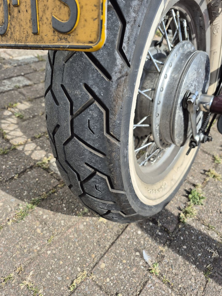 Suzuki Intruder VS750