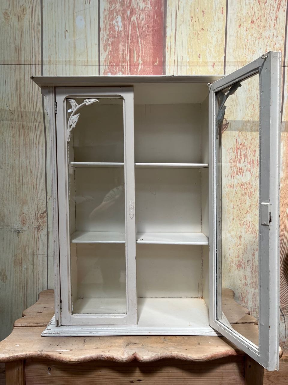 Brocante Kleine Hang Vitrine No 745