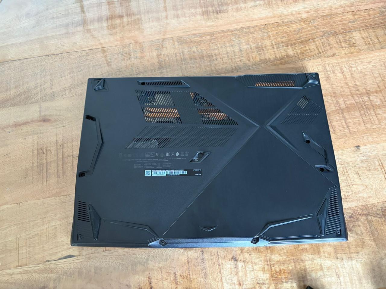 Laptop MSI GF63