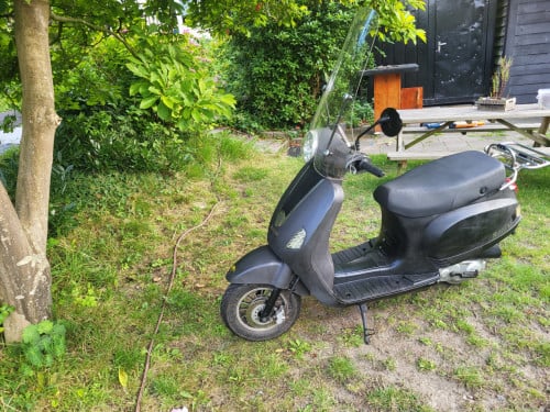 Te koop berini Bromscooter