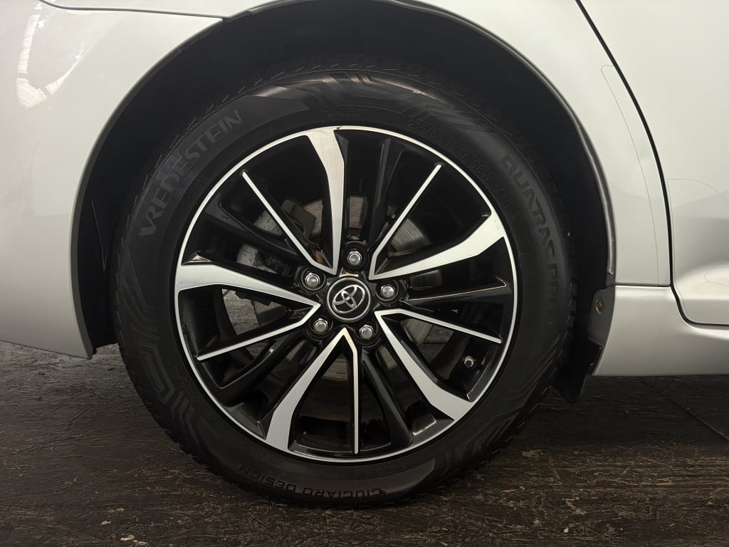 Toyota Avensis touring sports 1.8 vvt-i skyv. ltd