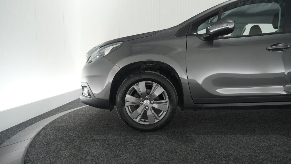 Peugeot 2008 puretech 82 signature | camera | apple carplay | parkeersensor