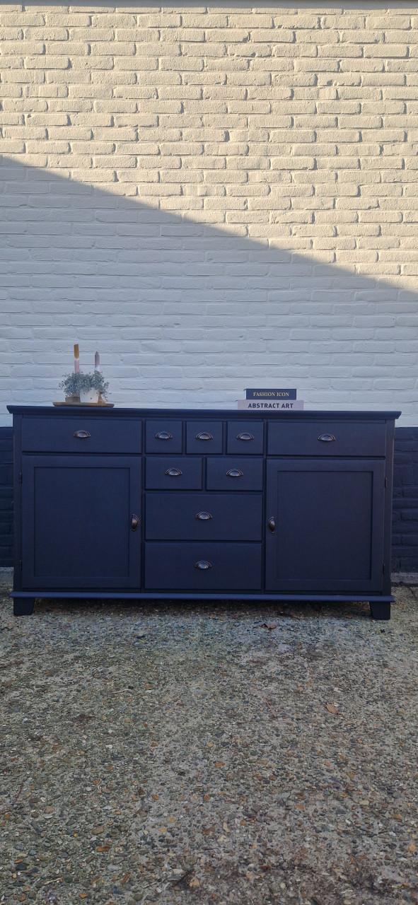 Mooi mat zwart houten dressoir/tv meubel