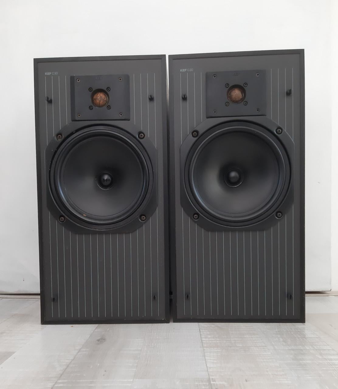 KEF C30  Luidsprekers